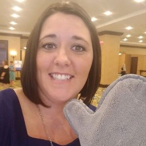 Meet your Posher, Kasey